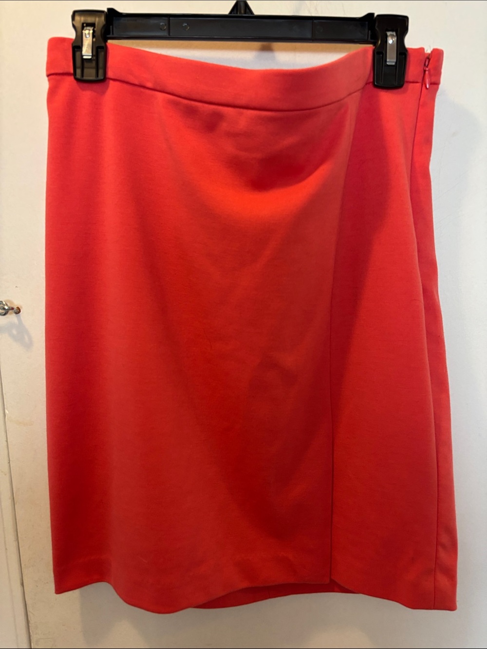 The Limited 10 coral/salmon Skirt - Sleek  Design 26-133-1
